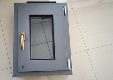 斷橋鋁無(wú)縫焊接門(mén)窗